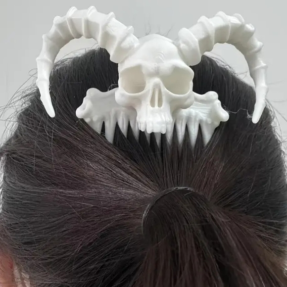 White Skull Hair Comb with Horns - Picture 2 of 3